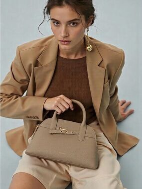 Milan Chiva Women's Dome Crossbody Bag